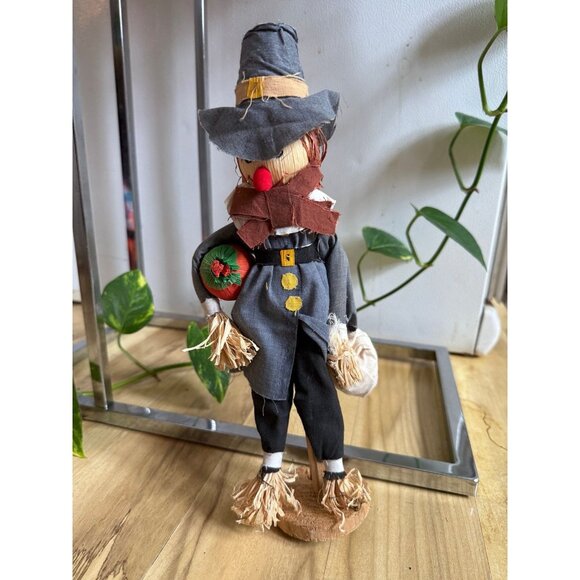 Rustic Scarecrow Figurine with Pumpkin - Picture 1 of 9